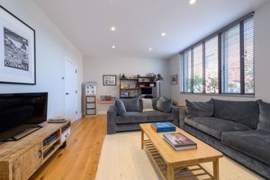 Sitting Room- click for photo gallery